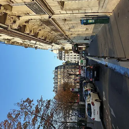 Du Square D'anvers מלון 2*