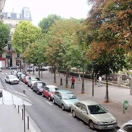 Du Square D'anvers Hotell 2*