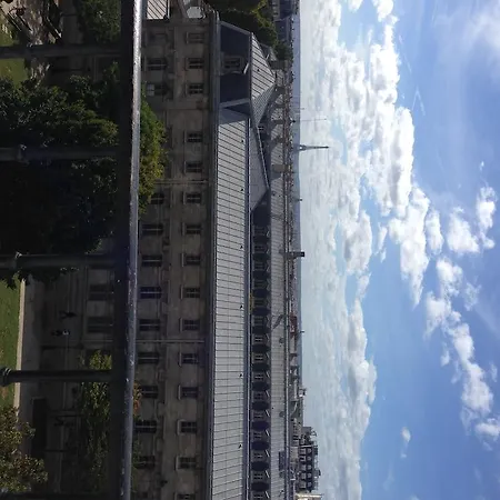 Du Square D'anvers Otel