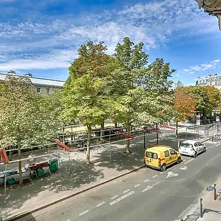 Du Square D'anvers 2* Párizs