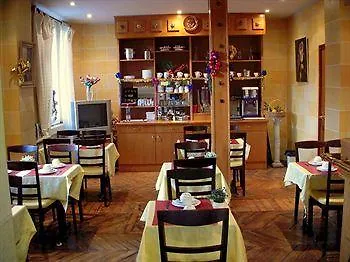 Du Square D'anvers Hotel
