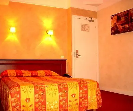 Du Square D'anvers Hotel Paris