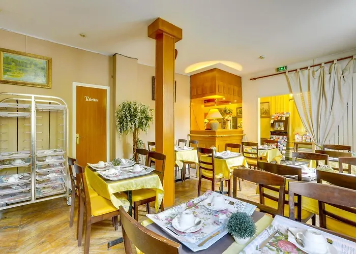 Hotel Du Square D'anvers Parijs