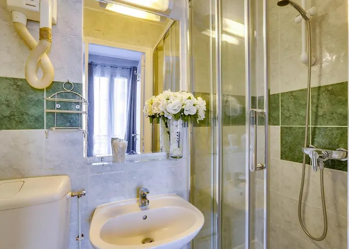 Du Square D'anvers Hotel Parijs