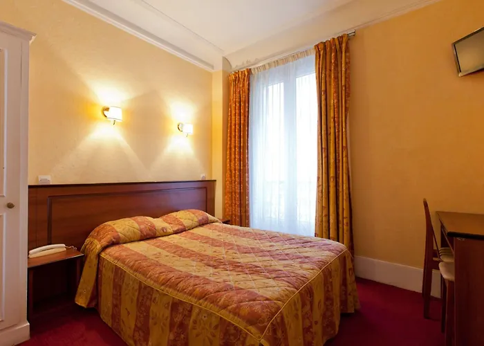 Du Square D'anvers Hotel