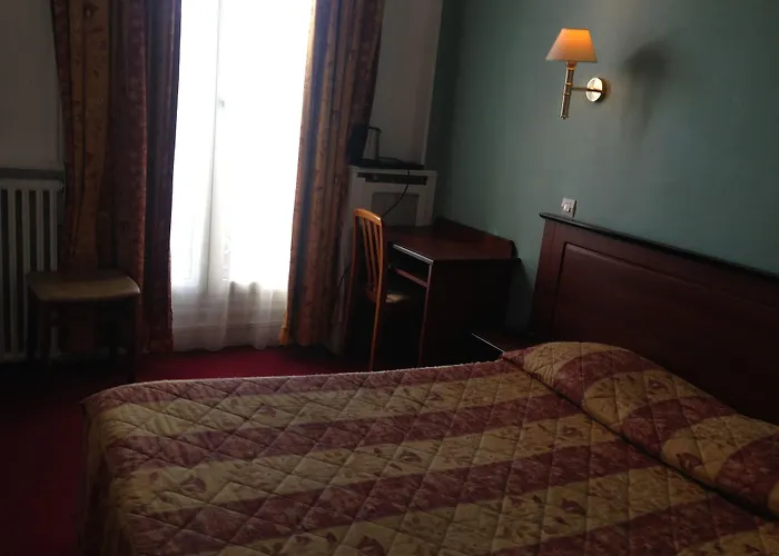 Hotel Du Square D'anvers 2*