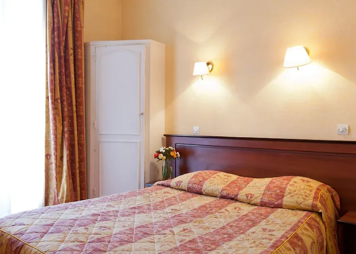 Hotel Du Square D'anvers Parijs