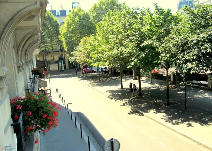 Du Square D'anvers Hotel Parigi