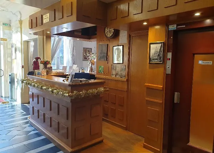 Hotel Du Square D'anvers Parijs