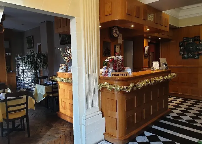 Du Square D'anvers Parigi