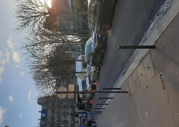 Hotel Du Square D'anvers 2*